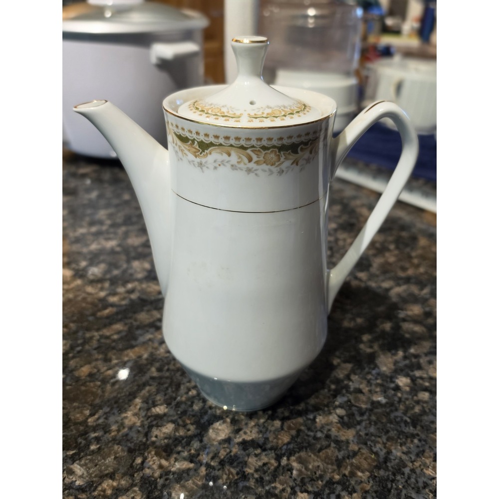 1950s-1970s Signature Queen Anne Tea Coffee Pot